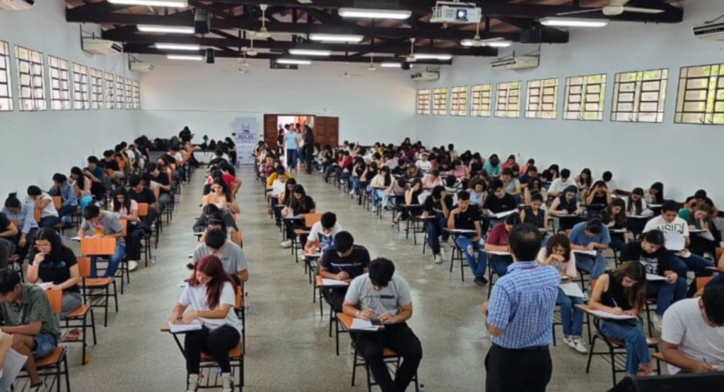 Dan a conocer resultados de las pruebas para becas del Gobierno