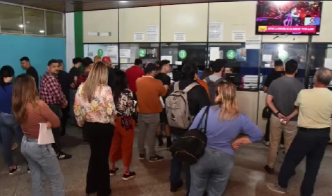 Caos en pago de habilitaciones: Advierten a comunas que serán multadas si no actualizan tarifas