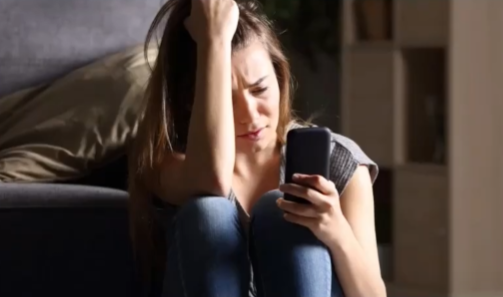 Línea 155: Una respuesta rápida y gratuita para quienes atraviesan una crisis emocional