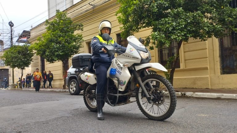 🛑 Operativo de Tránsito en Asunción
