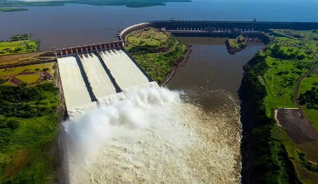 ITAIPÚ BINACIONAL: ENERGÍA RENOVABLE QUE SUPERA EXPECTATIVAS Y SOSTIENE AL PAÍS