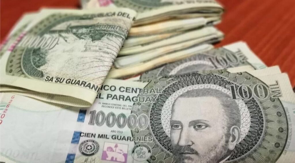 El guarani frente al dolar americano