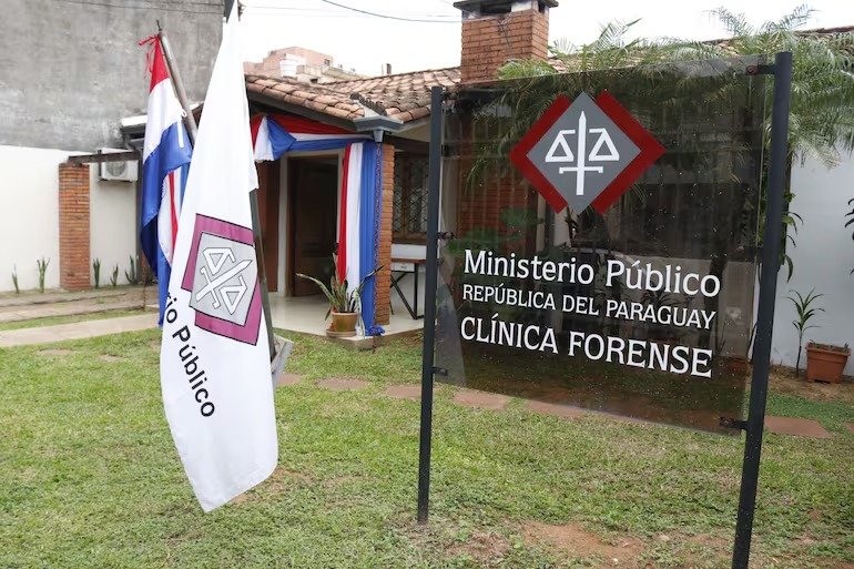 Forense detenido por extorsión: auditarán documentos