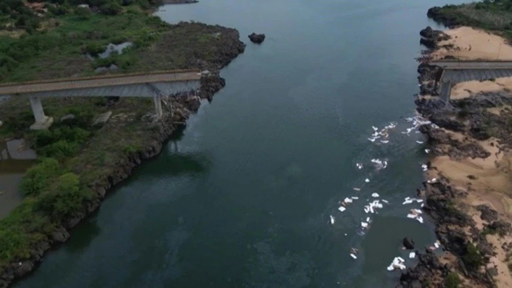 Difunden imágenes inéditas del colapso de un puente en Brasil