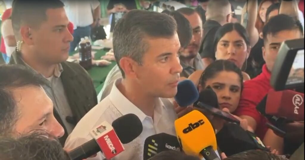 Peña admite falencias en salud y responde a críticas de Mario Abdo