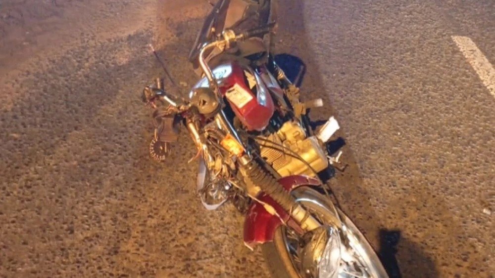 🚨 Motociclista muere atropellado en la avenida Madame Lynch