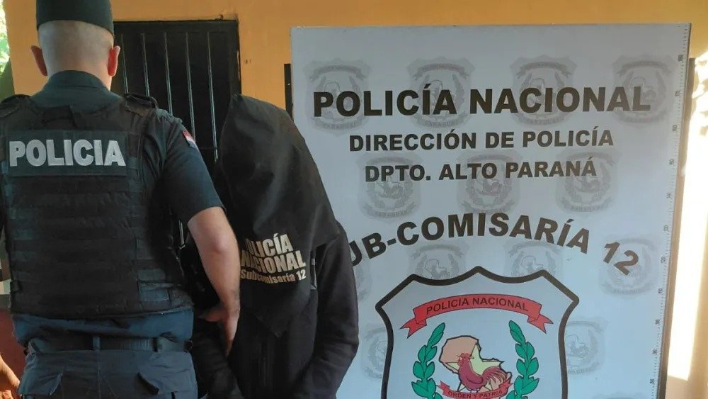 Joven detenido por incendiar motocicleta de su padrastro en Presidente Franco