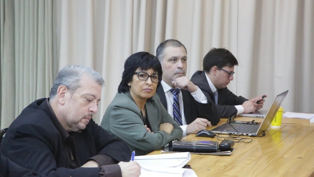 Fiscalía pide juicio para ex jueza en caso de mafia de pagarés