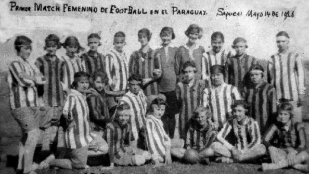Centenario del fútbol femenino