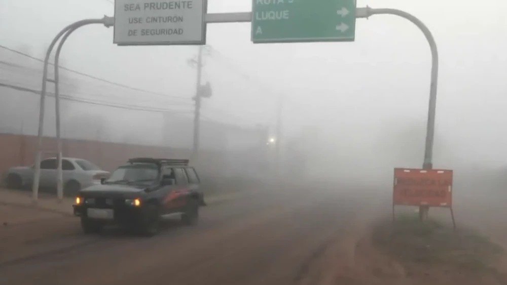 Niebla cubre Asunción y Central