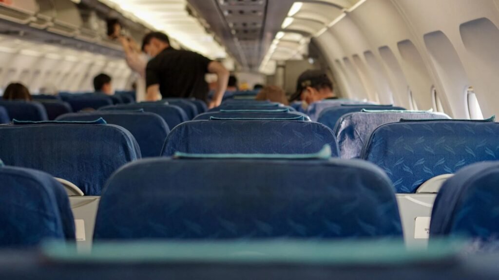 ✈️ Aterrizaje de emergencia: piloto sufre infarto a casi 10.000 metros de altura.