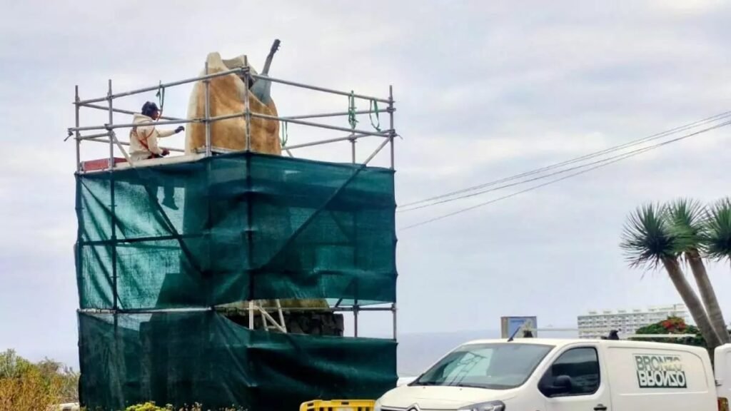 La Laguna inicia reparación del monumento a Los Sabandeños