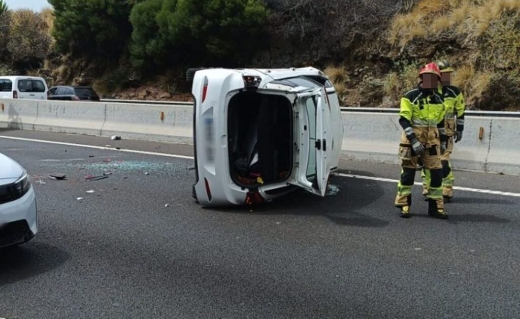 Dos heridos tras el choque de dos coches en la TF-5, en La Matanza